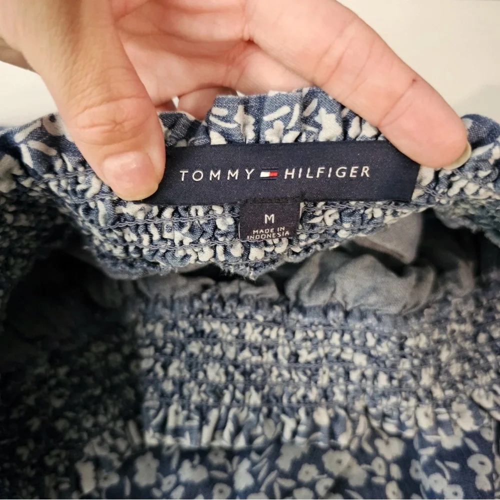 Tommy Hilfiger -‎ Chambray Floral Off Shoulder Top Preppy Classic Style
